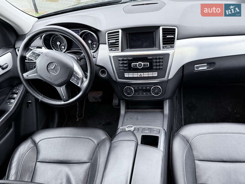 Позашляховик / Кросовер Mercedes-Benz M-Class 2013 в Києві