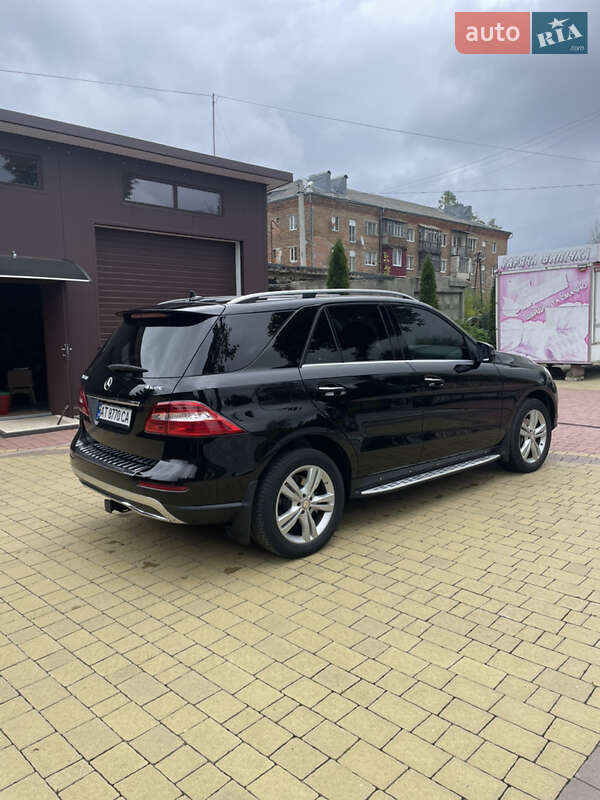 Внедорожник / Кроссовер Mercedes-Benz M-Class 2013 в Долине