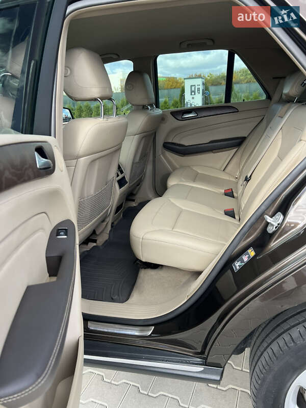 Позашляховик / Кросовер Mercedes-Benz M-Class 2013 в Вінниці
