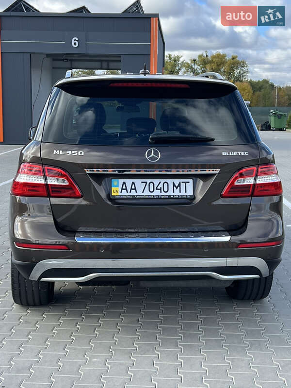 Позашляховик / Кросовер Mercedes-Benz M-Class 2013 в Вінниці