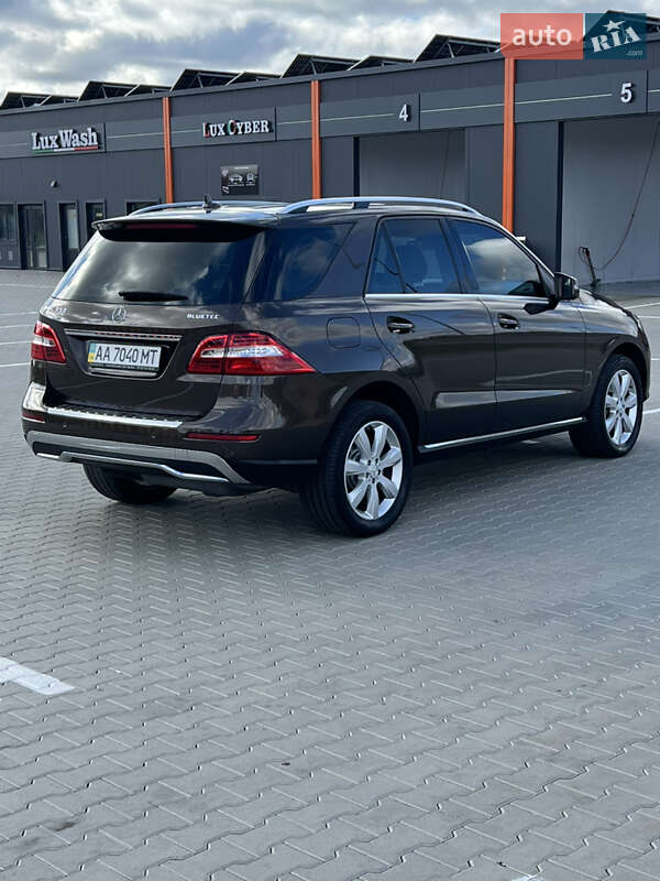 Позашляховик / Кросовер Mercedes-Benz M-Class 2013 в Вінниці