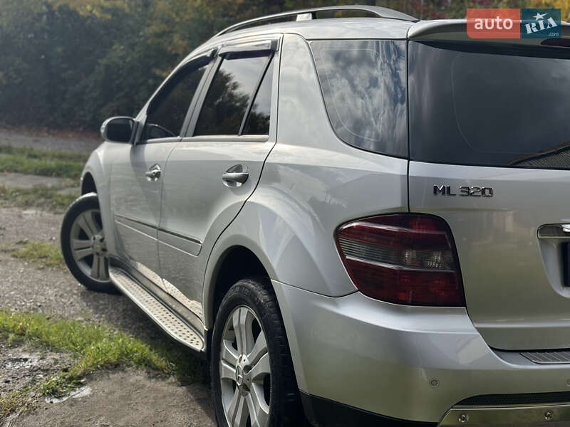 Позашляховик / Кросовер Mercedes-Benz M-Class 2006 в Коломиї фото 9 Позашляховик / Кросовер Mercedes-Benz M-Class 2006 в Коломиї