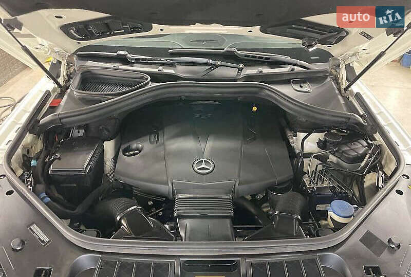 Внедорожник / Кроссовер Mercedes-Benz M-Class 2013 в Виннице
