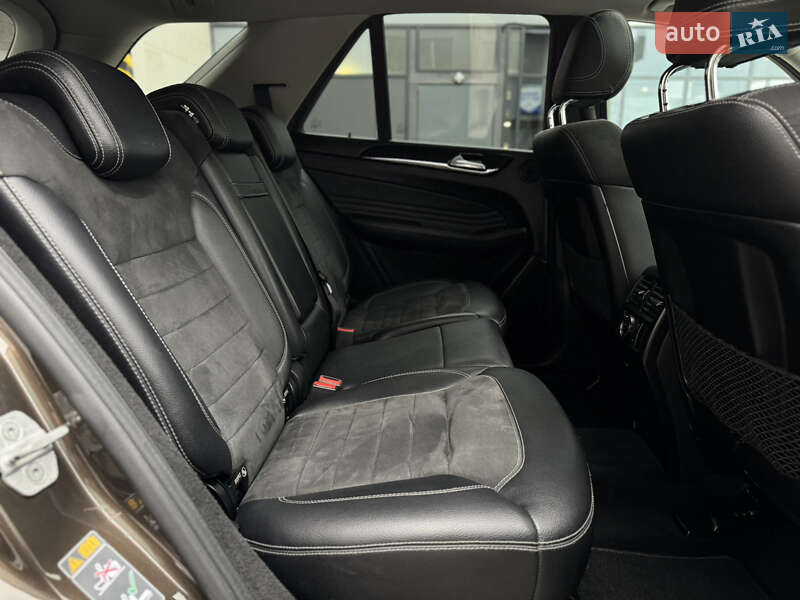 Внедорожник / Кроссовер Mercedes-Benz M-Class 2013 в Луцке