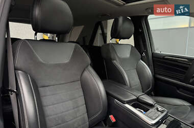 Внедорожник / Кроссовер Mercedes-Benz M-Class 2013 в 
