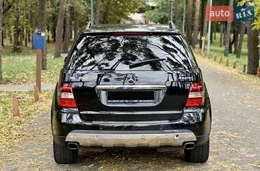 Внедорожник / Кроссовер Mercedes-Benz M-Class 2009 в 