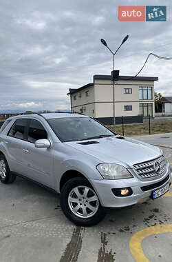 Внедорожник / Кроссовер Mercedes-Benz M-Class 2007 в 