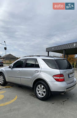 Внедорожник / Кроссовер Mercedes-Benz M-Class 2007 в 