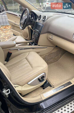 Позашляховик / Кросовер Mercedes-Benz M-Class 2007 в 