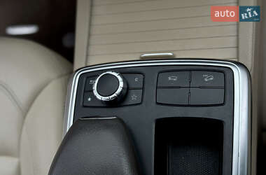 Внедорожник / Кроссовер Mercedes-Benz M-Class 2012 в 