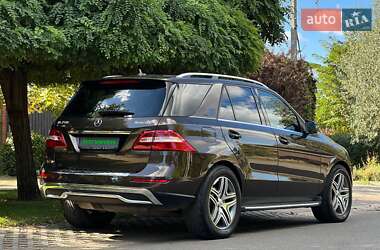 Внедорожник / Кроссовер Mercedes-Benz M-Class 2012 в 