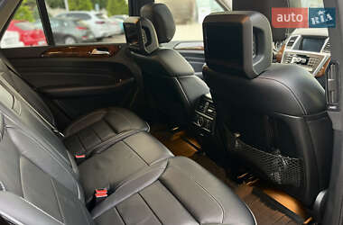 Позашляховик / Кросовер Mercedes-Benz M-Class 2013 в 