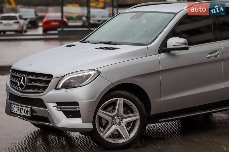 Позашляховик / Кросовер Mercedes-Benz M-Class 2013 в Львові фото 5 Позашляховик / Кросовер Mercedes-Benz M-Class 2013 в Львові