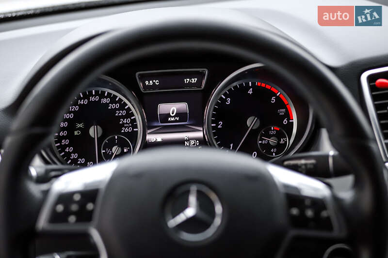 Позашляховик / Кросовер Mercedes-Benz M-Class 2013 в Львові фото 24 Позашляховик / Кросовер Mercedes-Benz M-Class 2013 в Львові