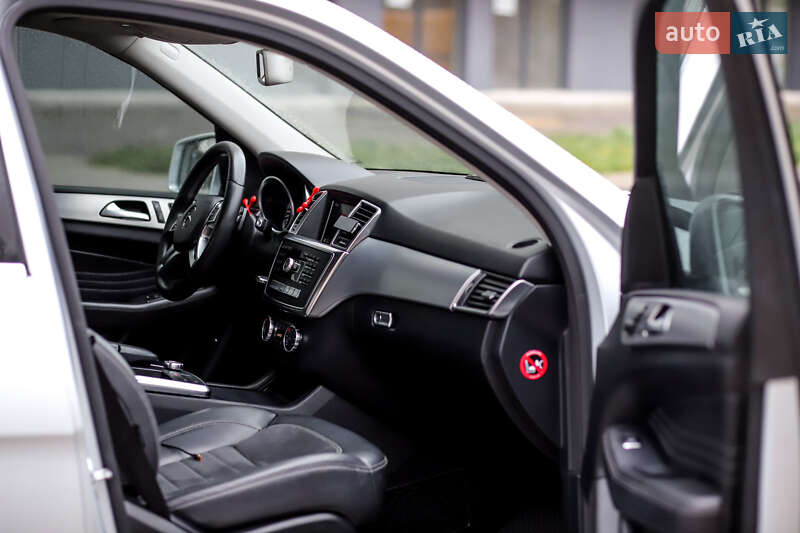 Позашляховик / Кросовер Mercedes-Benz M-Class 2013 в Львові фото 25 Позашляховик / Кросовер Mercedes-Benz M-Class 2013 в Львові