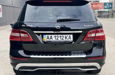Внедорожник / Кроссовер Mercedes-Benz M-Class 2011 в 