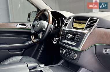 Внедорожник / Кроссовер Mercedes-Benz M-Class 2011 в 