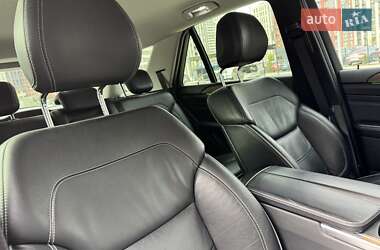 Внедорожник / Кроссовер Mercedes-Benz M-Class 2011 в 