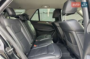 Внедорожник / Кроссовер Mercedes-Benz M-Class 2011 в 
