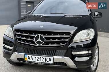 Внедорожник / Кроссовер Mercedes-Benz M-Class 2011 в 