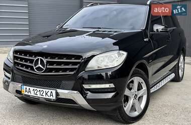 Внедорожник / Кроссовер Mercedes-Benz M-Class 2011 в 
