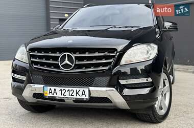 Внедорожник / Кроссовер Mercedes-Benz M-Class 2011 в 