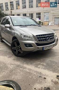 Позашляховик / Кросовер Mercedes-Benz M-Class 2008 в Житомирі