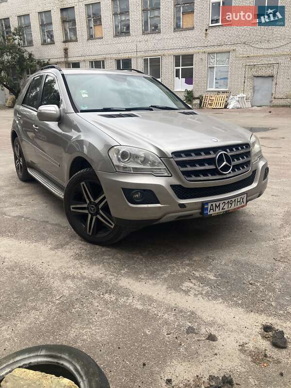 Внедорожник / Кроссовер Mercedes-Benz M-Class 2008 в Житомире