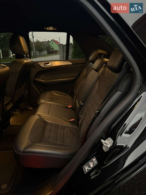 Внедорожник / Кроссовер Mercedes-Benz M-Class 2011 в Львове