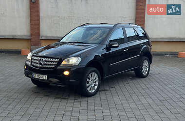 Внедорожник / Кроссовер Mercedes-Benz M-Class 2006 в 