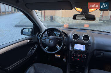 Внедорожник / Кроссовер Mercedes-Benz M-Class 2006 в 