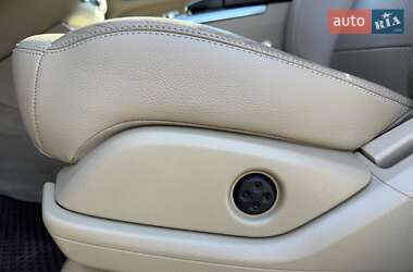 Внедорожник / Кроссовер Mercedes-Benz M-Class 2015 в 
