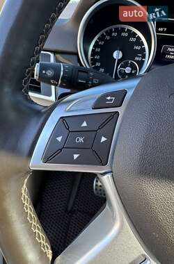 Внедорожник / Кроссовер Mercedes-Benz M-Class 2015 в 