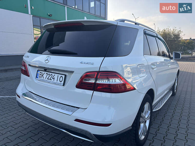 Позашляховик / Кросовер Mercedes-Benz M-Class 2012 в Нововолинську фото 12 Позашляховик / Кросовер Mercedes-Benz M-Class 2012 в Нововолинську