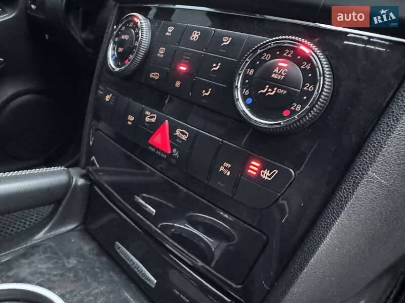 Позашляховик / Кросовер Mercedes-Benz M-Class 2010 в Києві