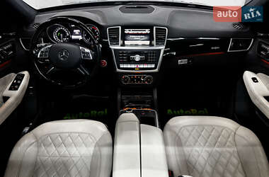 Внедорожник / Кроссовер Mercedes-Benz M-Class 2015 в 