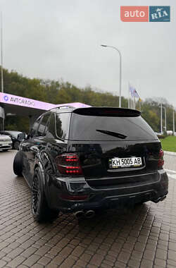 Внедорожник / Кроссовер Mercedes-Benz M-Class 2005 в 