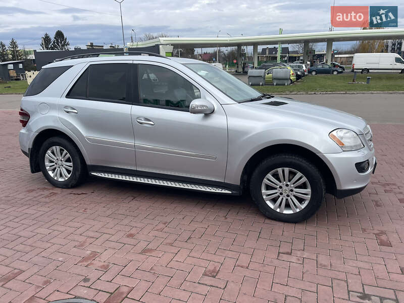 Позашляховик / Кросовер Mercedes-Benz M-Class 2007 в Луцьку