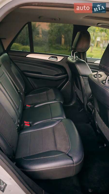 Позашляховик / Кросовер Mercedes-Benz M-Class 2012 в Києві