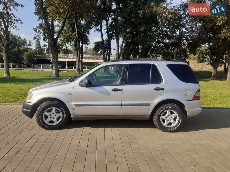 Внедорожник / Кроссовер Mercedes-Benz M-Class 1999 в Краматорске фото 8 Внедорожник / Кроссовер Mercedes-Benz M-Class 1999 в Краматорске