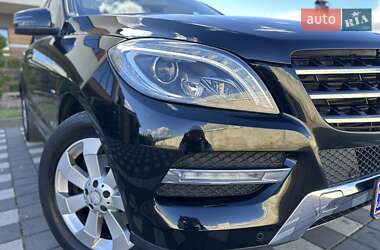 Внедорожник / Кроссовер Mercedes-Benz M-Class 2012 в 