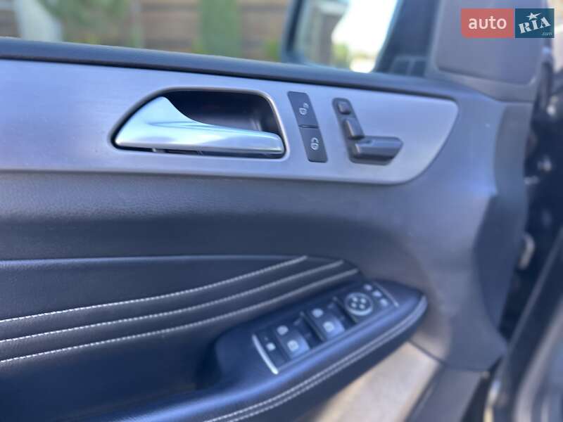 Позашляховик / Кросовер Mercedes-Benz M-Class 2012 в Стрию