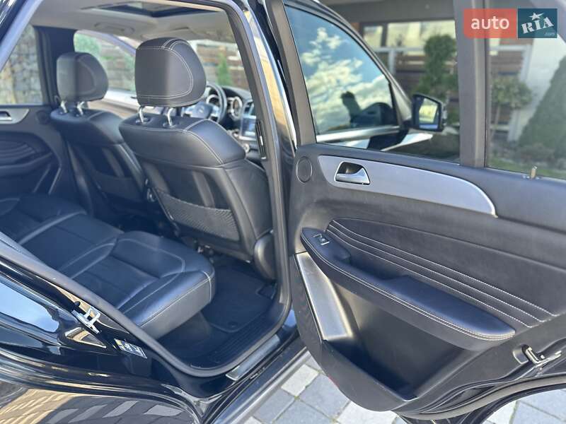 Позашляховик / Кросовер Mercedes-Benz M-Class 2012 в Стрию