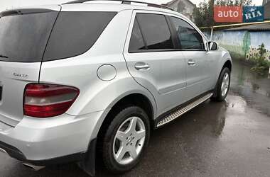 Позашляховик / Кросовер Mercedes-Benz M-Class 2008 в 