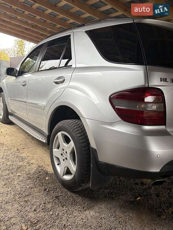 Внедорожник / Кроссовер Mercedes-Benz M-Class 2008 в Ахтырке фото 7 Внедорожник / Кроссовер Mercedes-Benz M-Class 2008 в Ахтырке