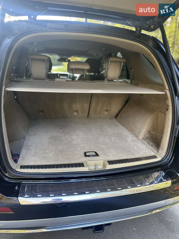 Внедорожник / Кроссовер Mercedes-Benz M-Class 2013 в Черновцах