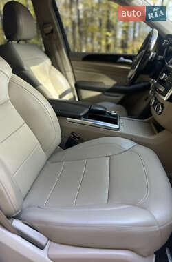 Внедорожник / Кроссовер Mercedes-Benz M-Class 2013 в 