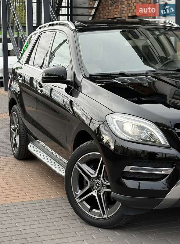 Позашляховик / Кросовер Mercedes-Benz M-Class 2014 в Білій Церкві фото 17 Позашляховик / Кросовер Mercedes-Benz M-Class 2014 в Білій Церкві