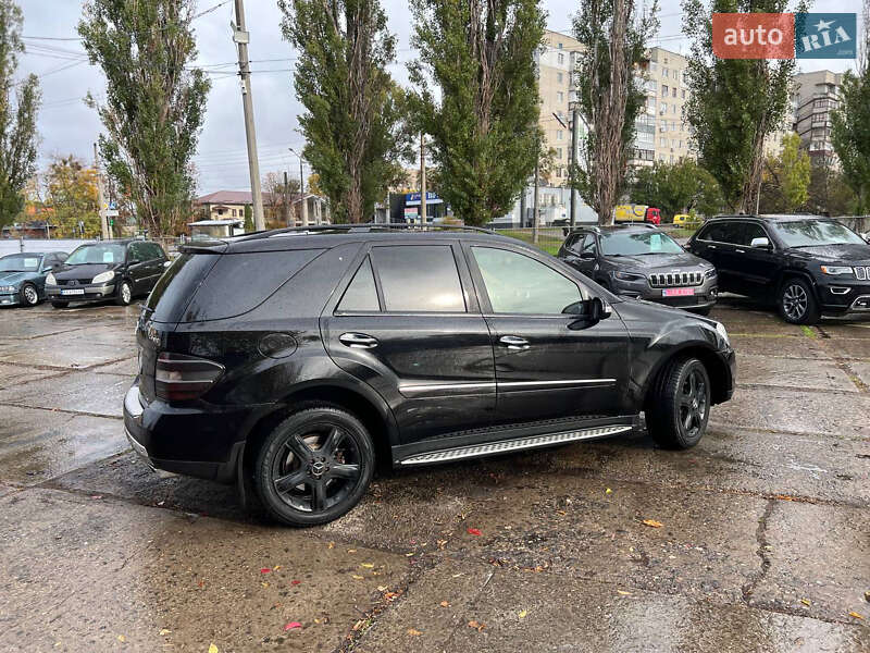 Позашляховик / Кросовер Mercedes-Benz M-Class 2007 в Харкові