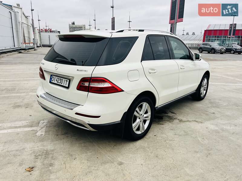Позашляховик / Кросовер Mercedes-Benz M-Class 2013 в Києві фото 5 Позашляховик / Кросовер Mercedes-Benz M-Class 2013 в Києві